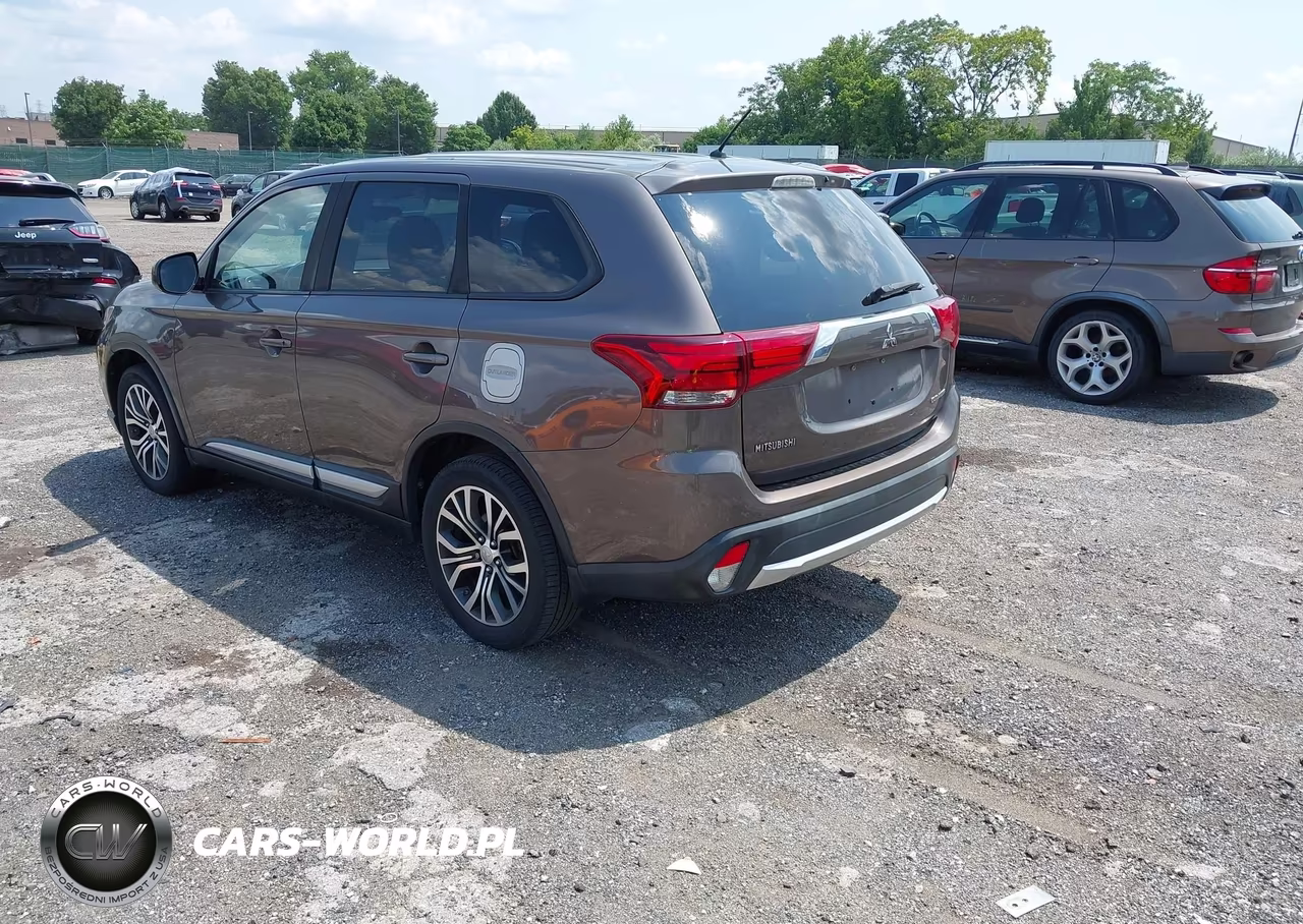 2016 Mitsubishi Outlander Es-Se-Sel VIN:JA4AZ3A32GZ060625 - 3