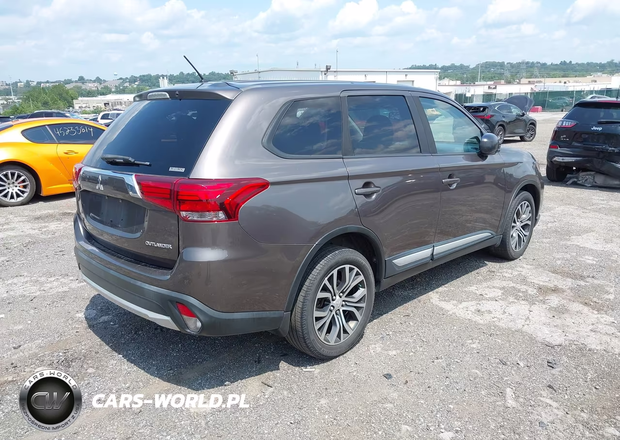 2016 Mitsubishi Outlander Es-Se-Sel VIN:JA4AZ3A32GZ060625 - 4