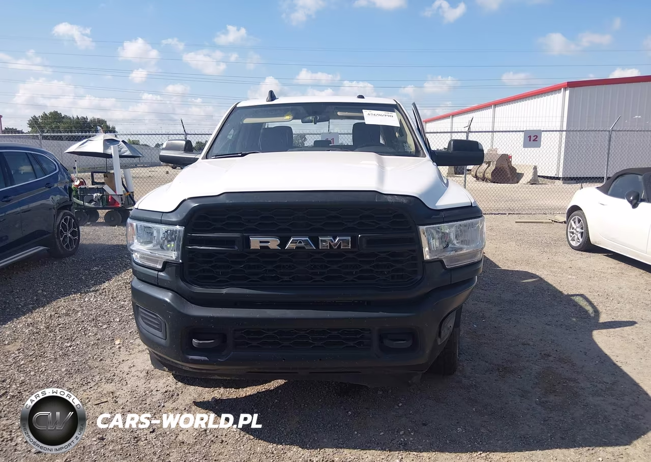 2020 Ram 2500 Tradesman 4X4 6'4 Box VIN:3C6UR5CL4LG267305 - 13