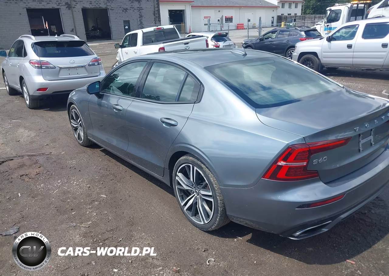 2020 Volvo S60 T6 R-Design VIN:7JRA22TM0LG030167 - 3