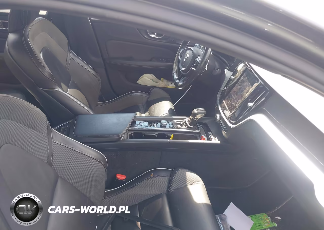 2020 Volvo S60 T6 R-Design VIN:7JRA22TM0LG030167 - 5