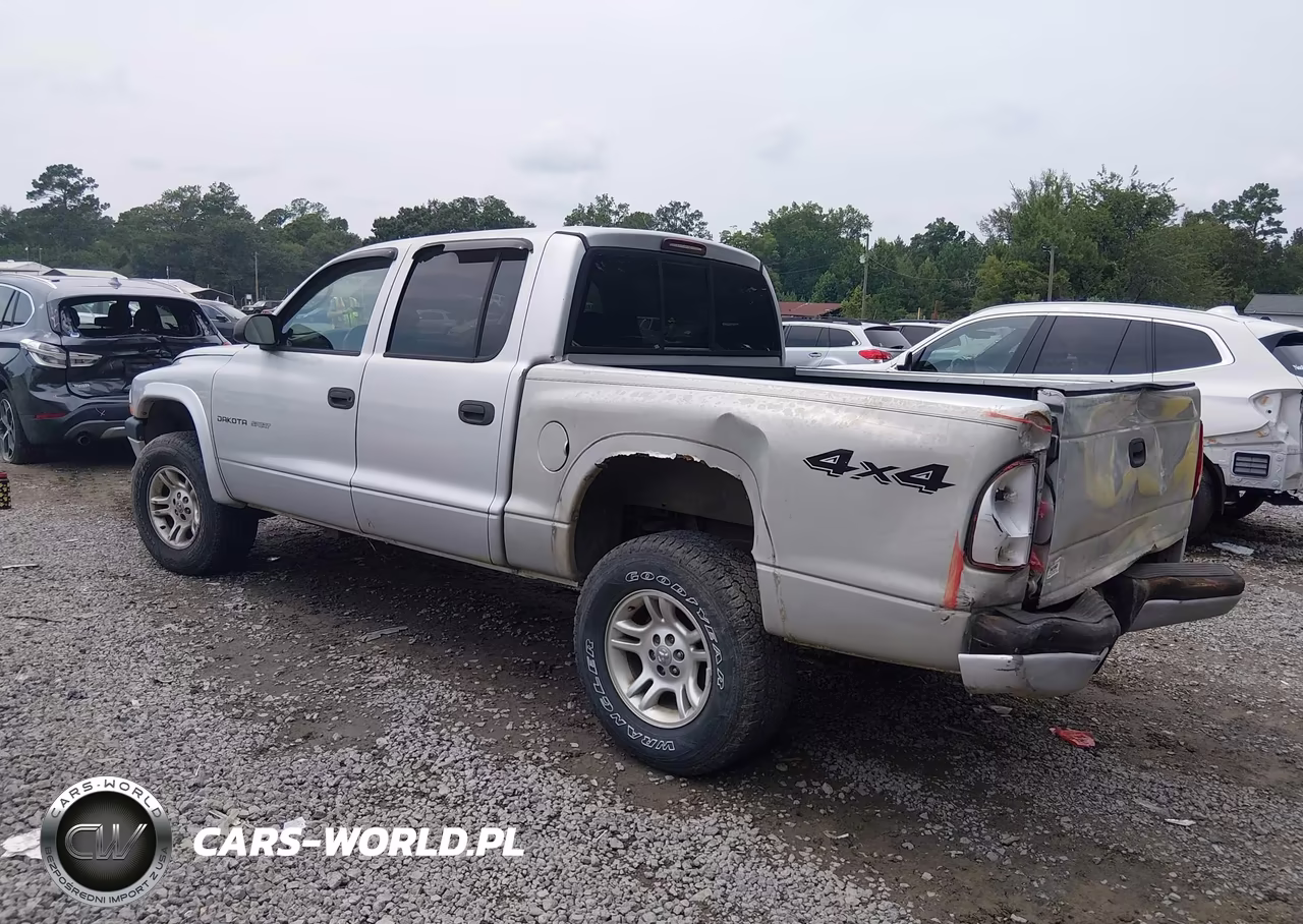 2002 Dodge Dakota Sport VIN:1B7HG38X52S626328 - 3