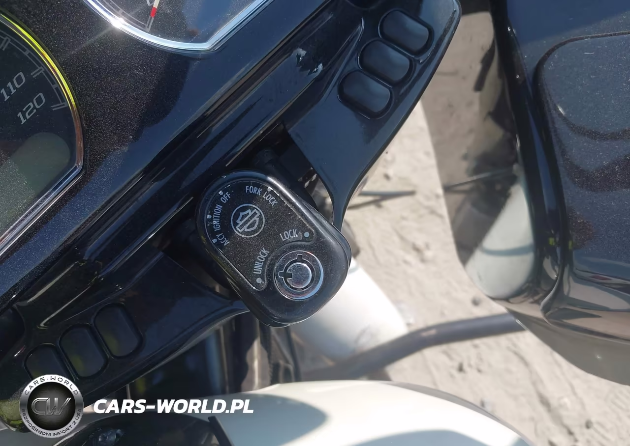 2018 Harley-Davidson Fltrxs Road Glide Special VIN:1HD1KTC16JB686442 - 11