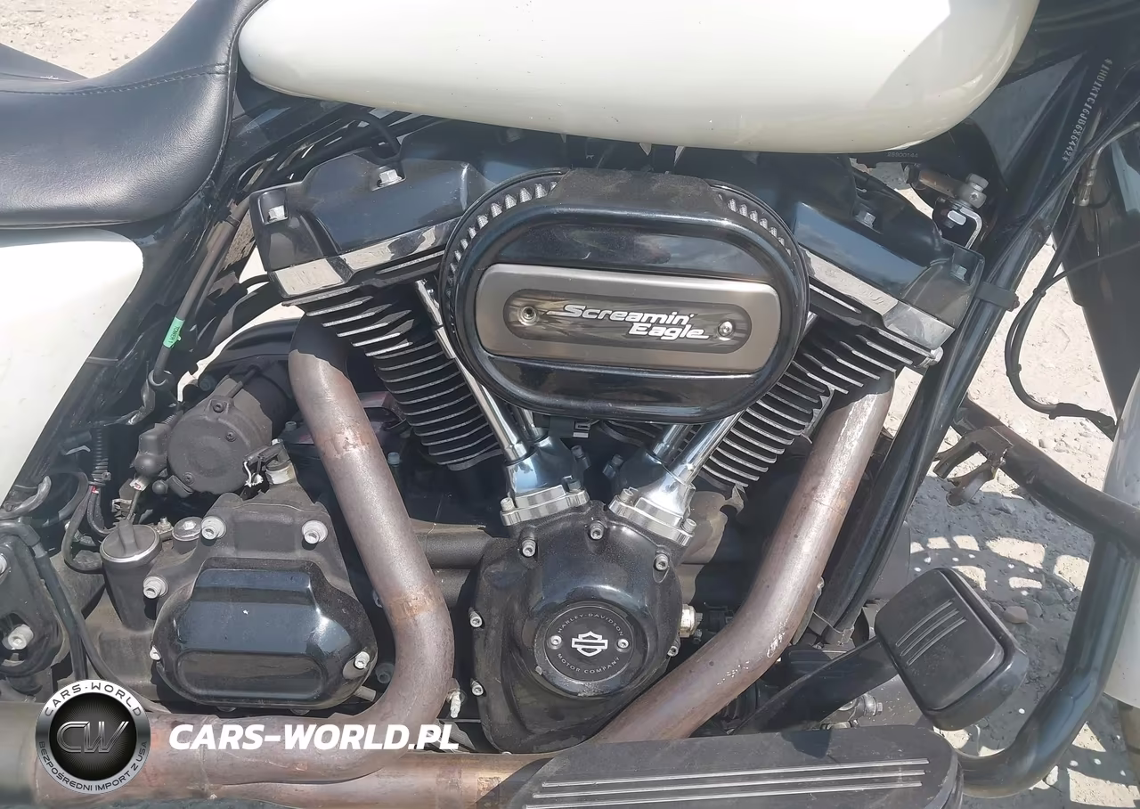 2018 Harley-Davidson Fltrxs Road Glide Special VIN:1HD1KTC16JB686442 - 8
