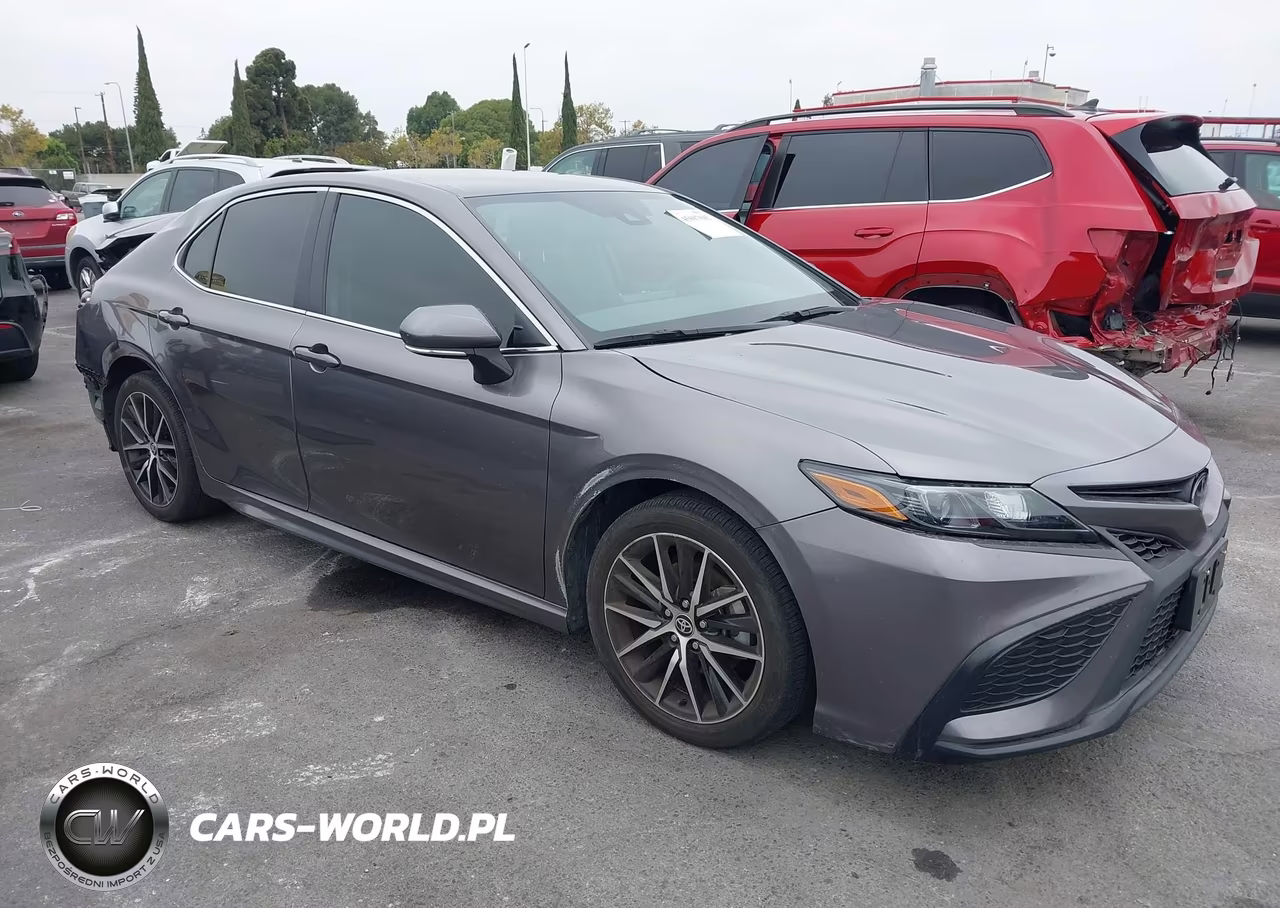 2023 Toyota Camry Se – zdjęcie 1 z 17