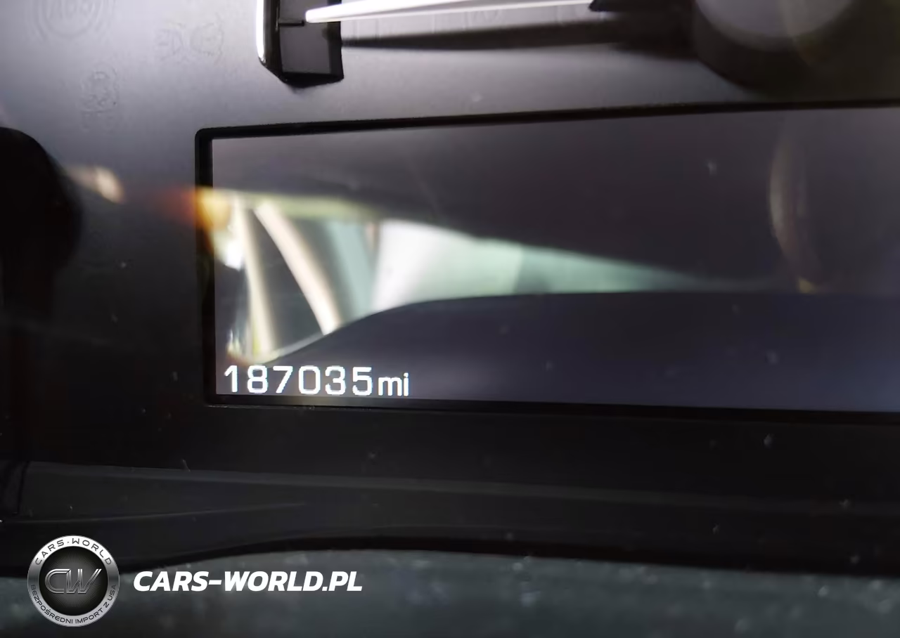 2017 Cadillac Xt5 Premium Luxury VIN:1GYKNCRS1HZ196211 - 16