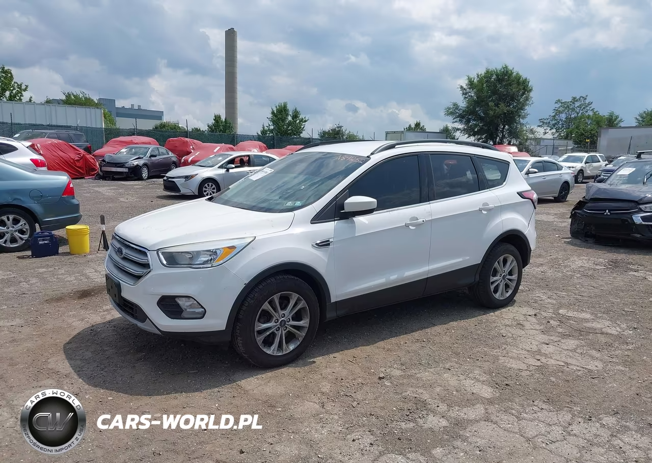 2018 Ford Escape Se VIN:1FMCU9GD5JUA39252 - 2