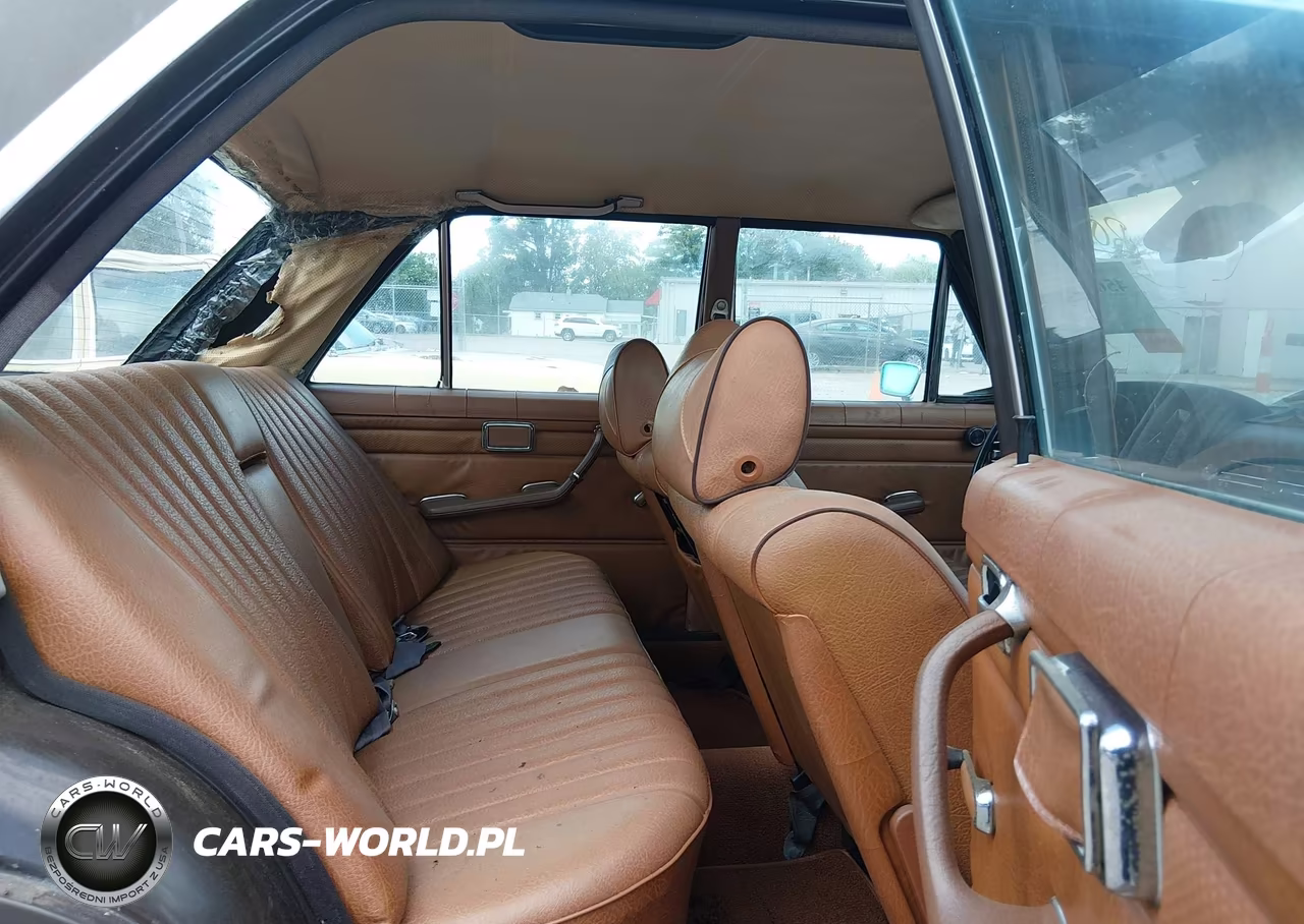 1971 Mercedes 250 C VIN:11401112005463 - 8