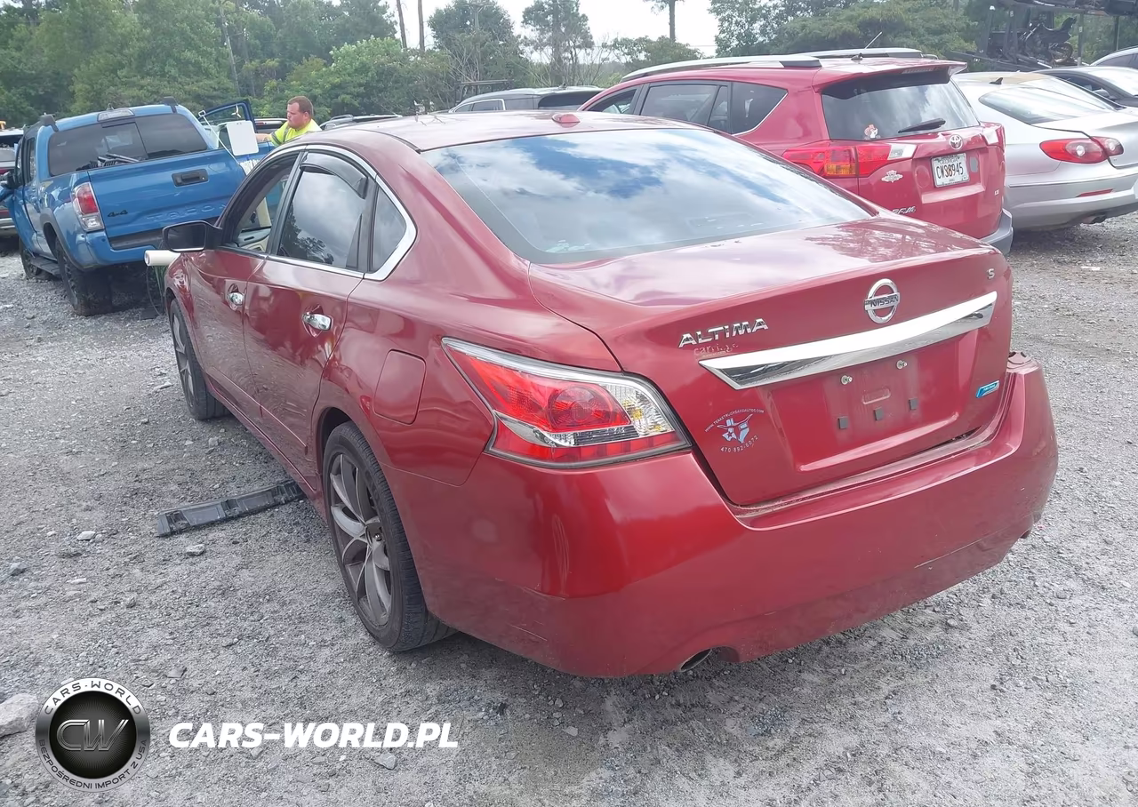2014 Nissan Altima 2.5 S VIN:1N4AL3AP0EC141588 - 3