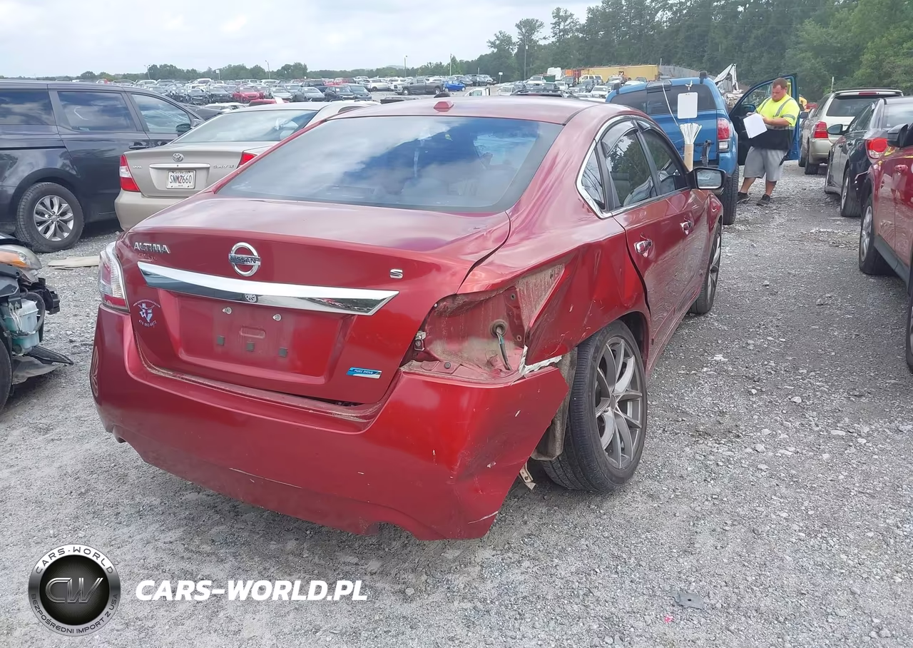 2014 Nissan Altima 2.5 S VIN:1N4AL3AP0EC141588 - 4