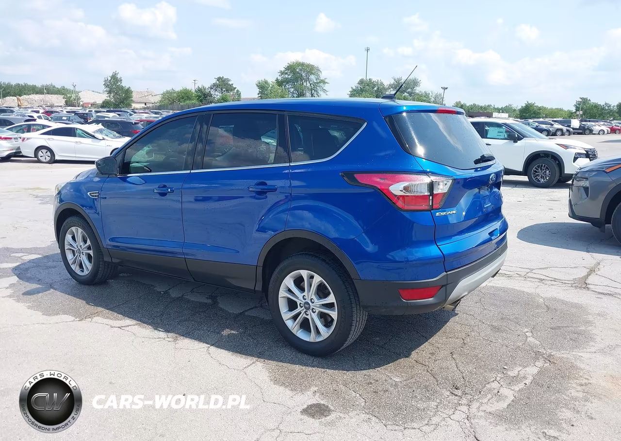 2017 Ford Escape Se VIN:1FMCU9GD5HUE18553 - 3