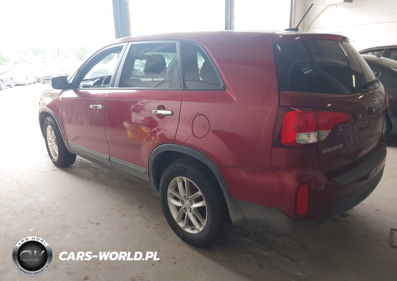 2014 Kia Sorento Lx VIN:5XYKT3A67EG516829 - 3