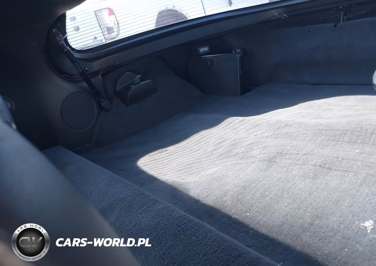 2005 Chevrolet Corvette VIN:1G1YY24U855102699 - 8