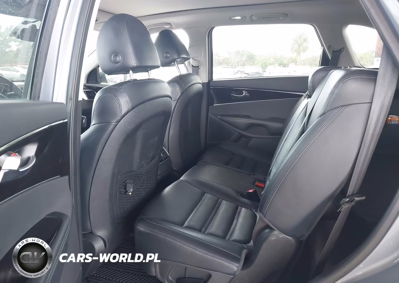 2020 Kia Sorento 3.3L Ex VIN:5XYPH4A58LG710917 - 8