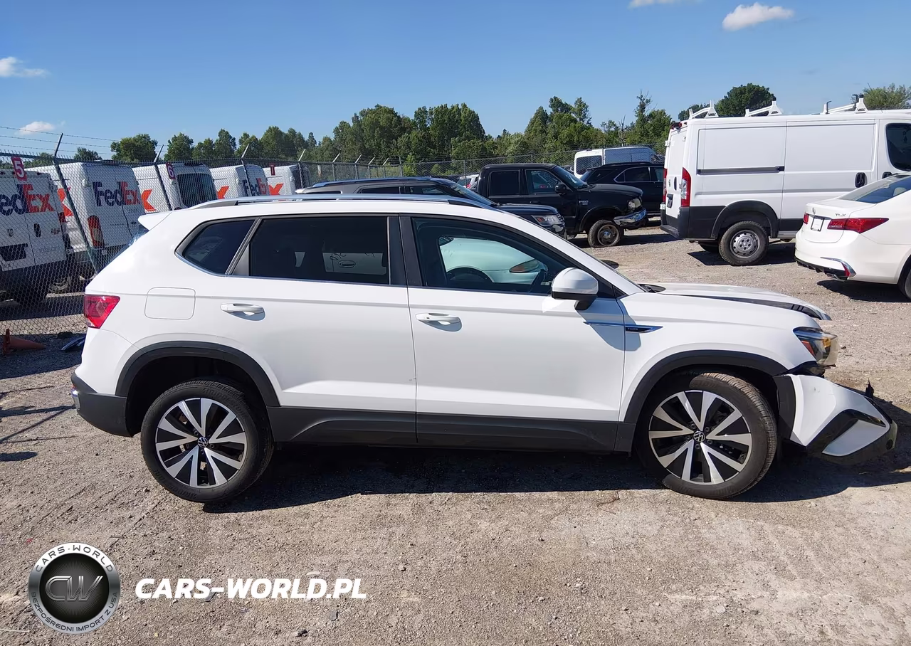 2022 Volkswagen Taos 1.5T Se VIN:3VVWX7B23NM030113 - 13