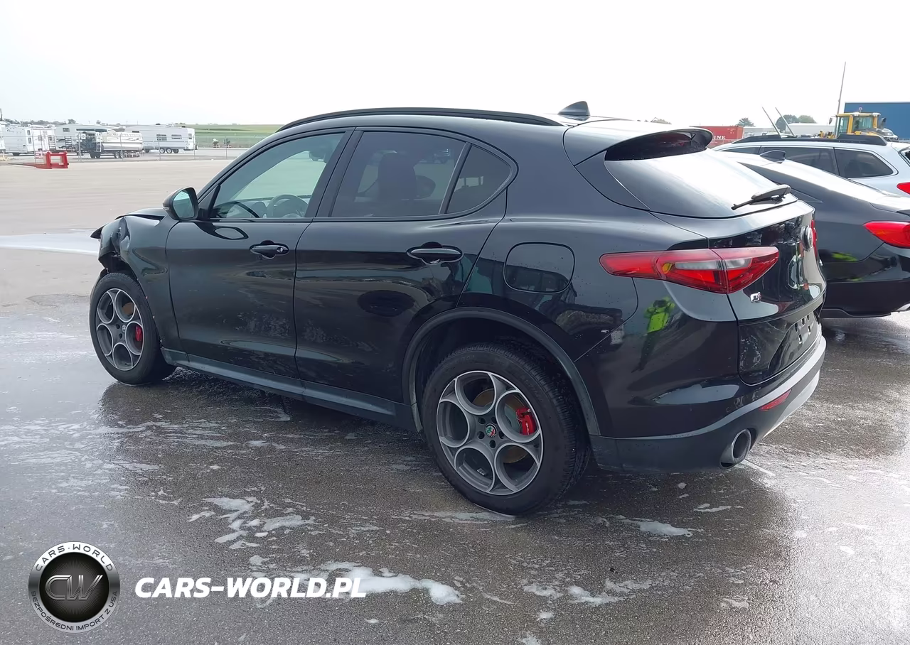 2018 Alfa Romeo Stelvio Sport VIN:ZASFAKPN0J7B64322 - 3