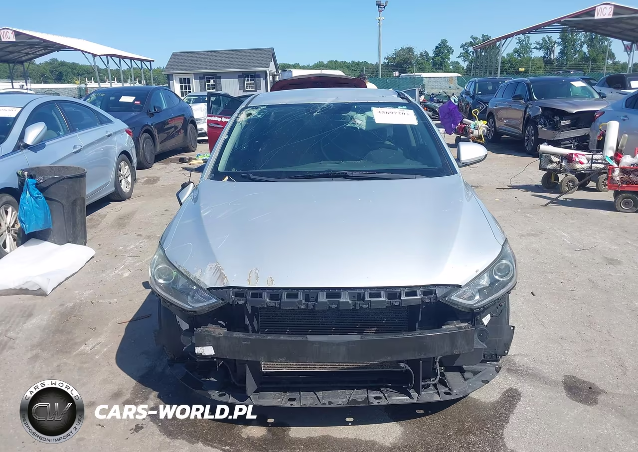 2017 Hyundai Elantra Se VIN:5NPD74LF2HH155250 - 13