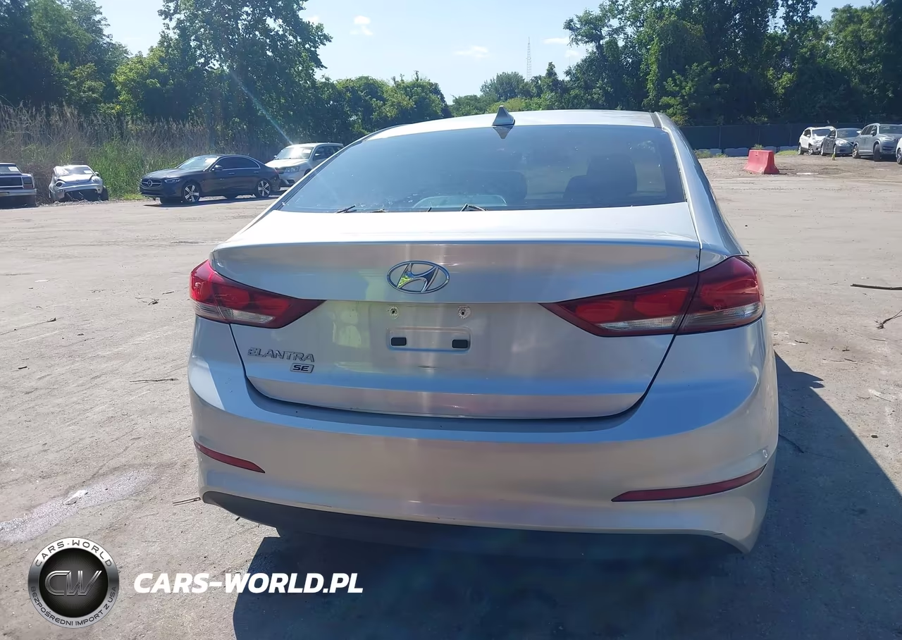 2017 Hyundai Elantra Se VIN:5NPD74LF2HH155250 - 17