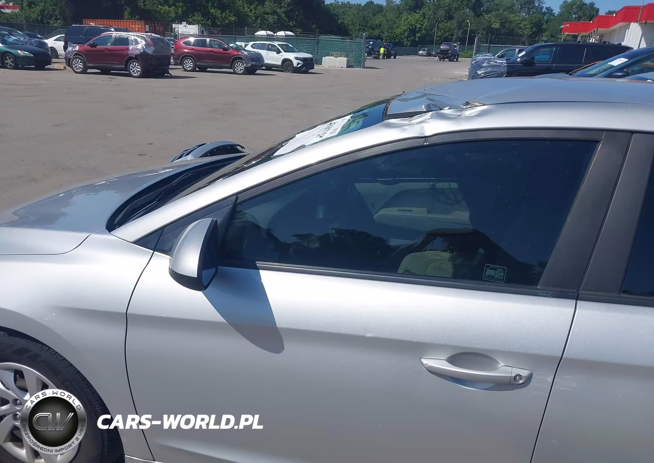 2017 Hyundai Elantra Se VIN:5NPD74LF2HH155250 - 19