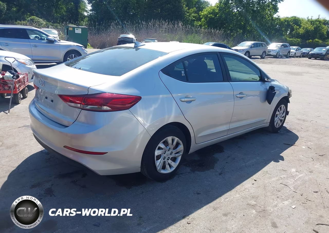 2017 Hyundai Elantra Se VIN:5NPD74LF2HH155250 - 4