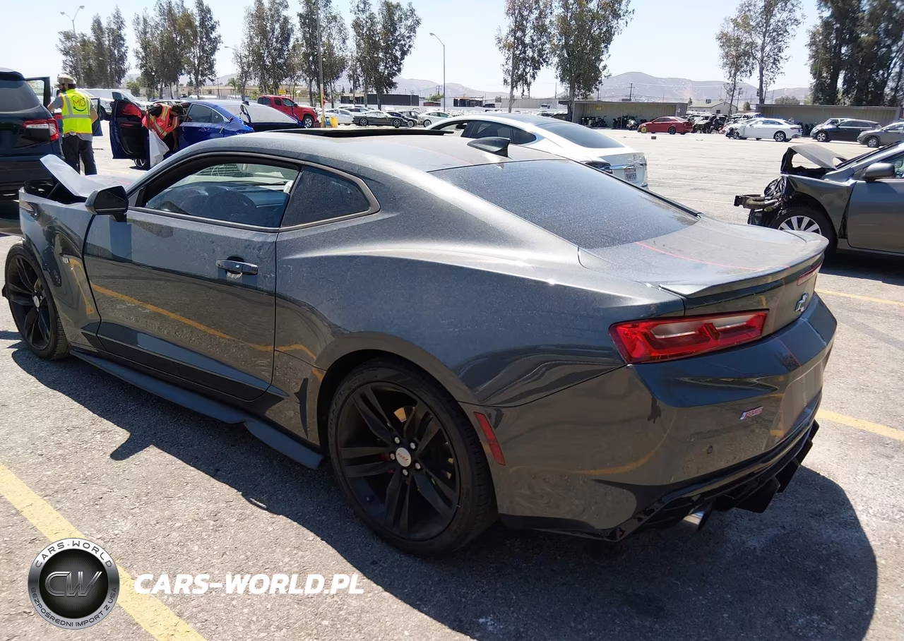 2016 Chevrolet Camaro 2Lt VIN:1G1FD1RS8G0126909 - 3