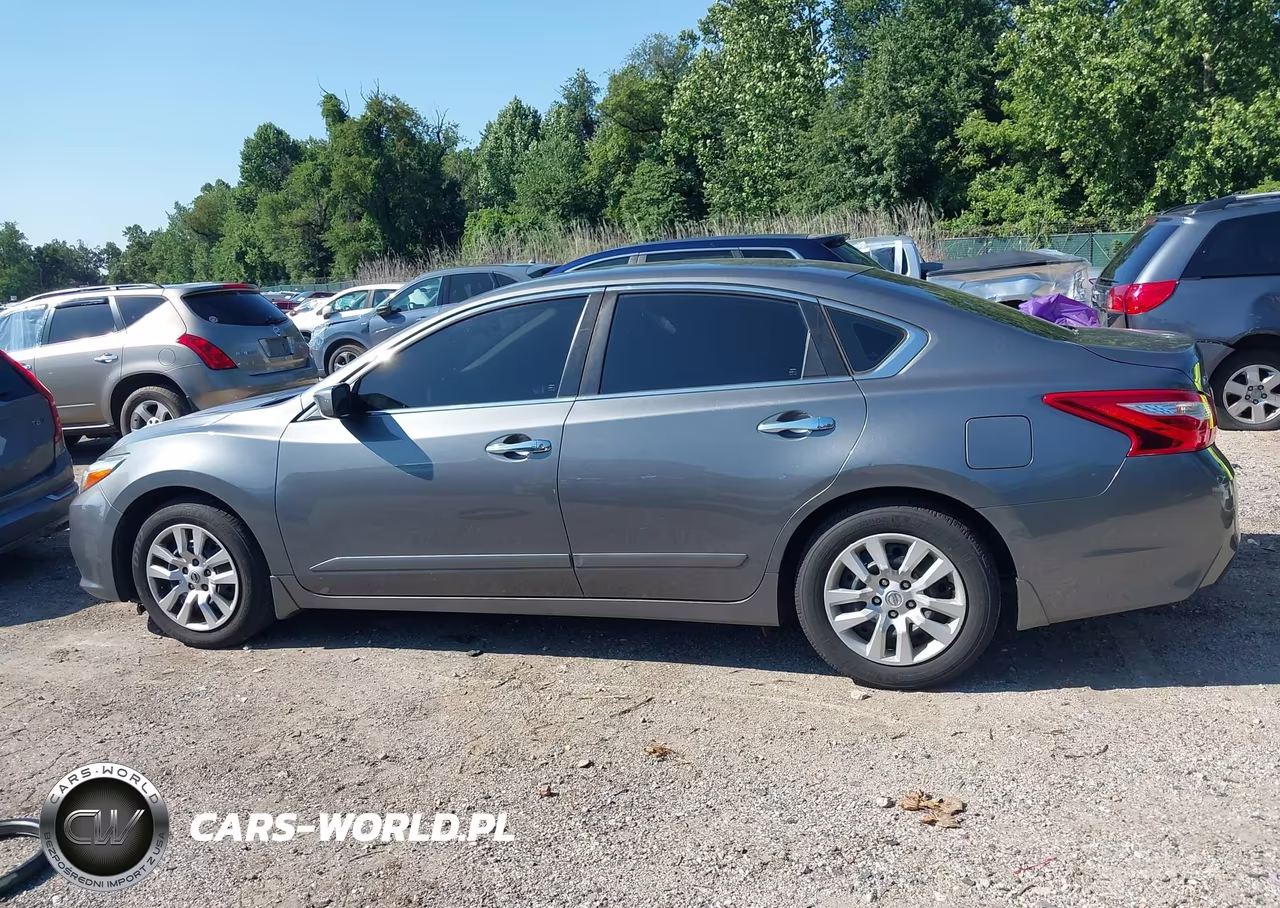 2017 Nissan Altima 2.5 S VIN:1N4AL3AP8HC246478 - 14