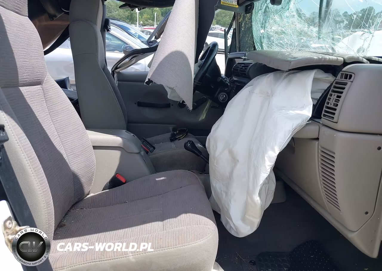 2004 Jeep Wrangler Rubicon VIN:1J4FA69S74P751635 - 5