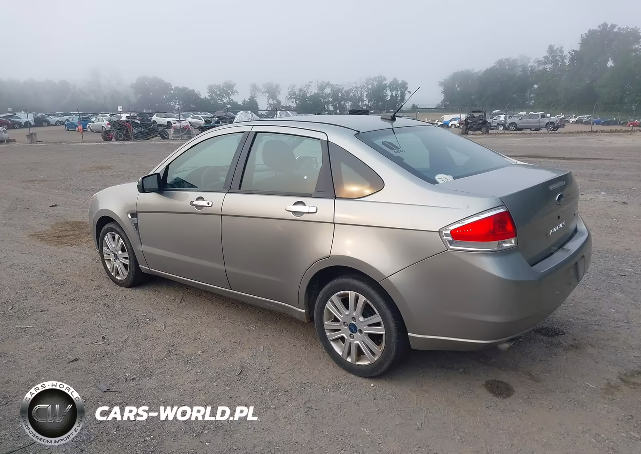 2008 Ford Focus Se VIN:1FAHP35N08W192832 - 3