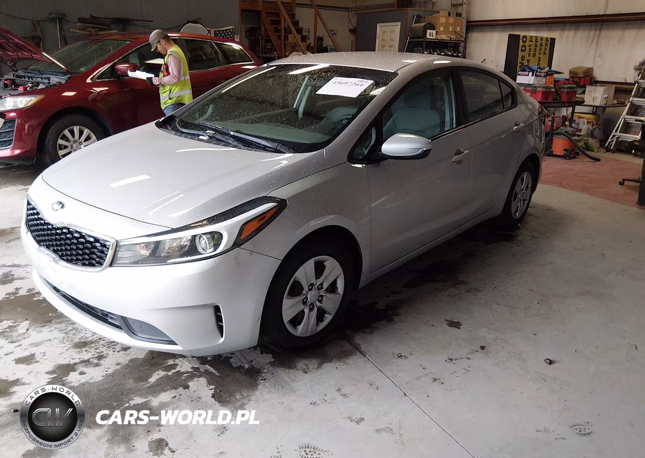 2018 Kia Forte Lx VIN:3KPFL4A74JE261841 - 2