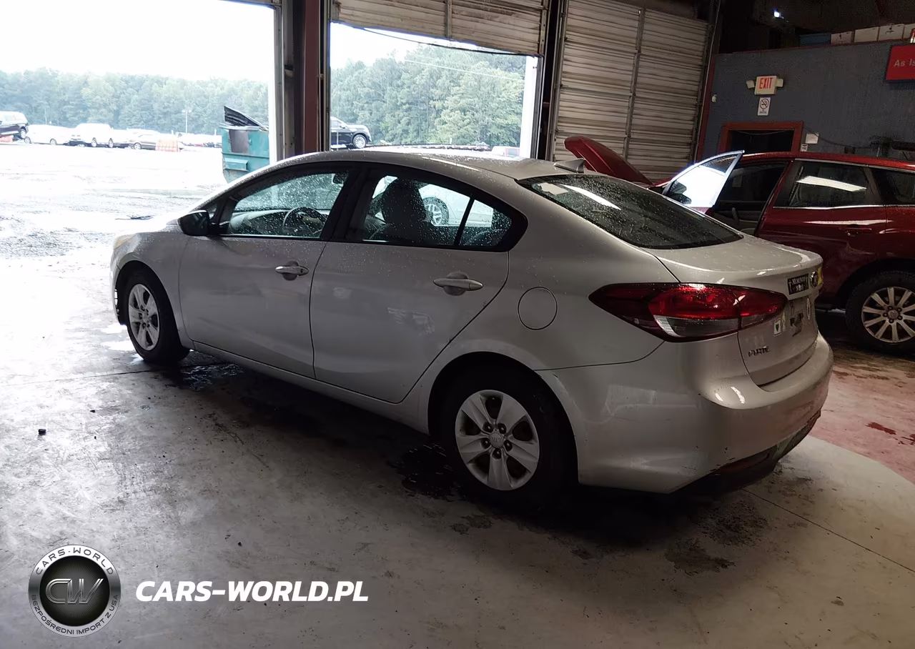 2018 Kia Forte Lx VIN:3KPFL4A74JE261841 - 3
