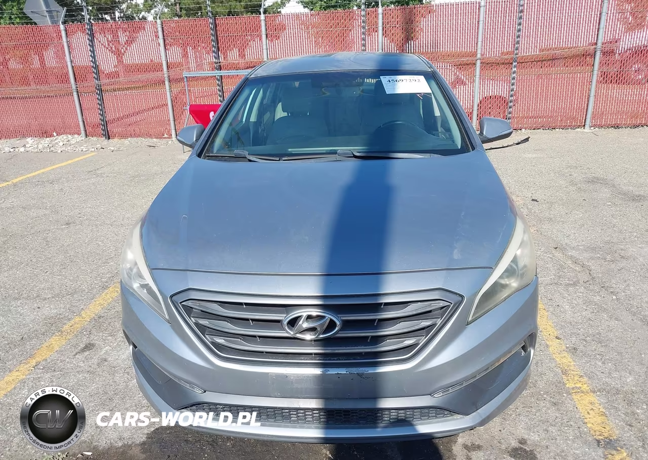 2015 Hyundai Sonata Sport VIN:5NPE34AF8FH231019 - 12