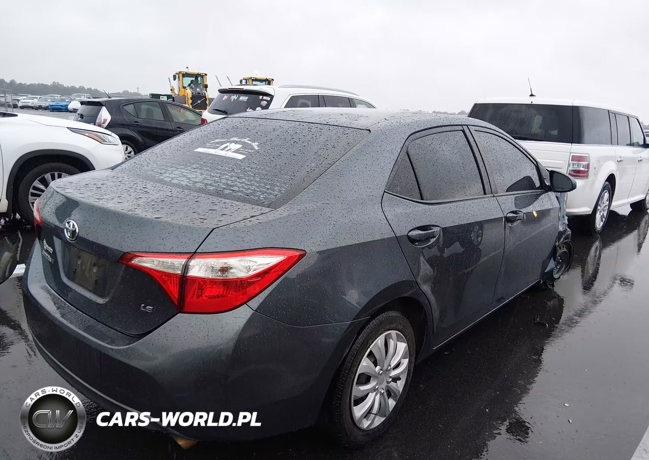 2015 Toyota Corolla Le VIN:2T1BURHE0FC283922 - 4