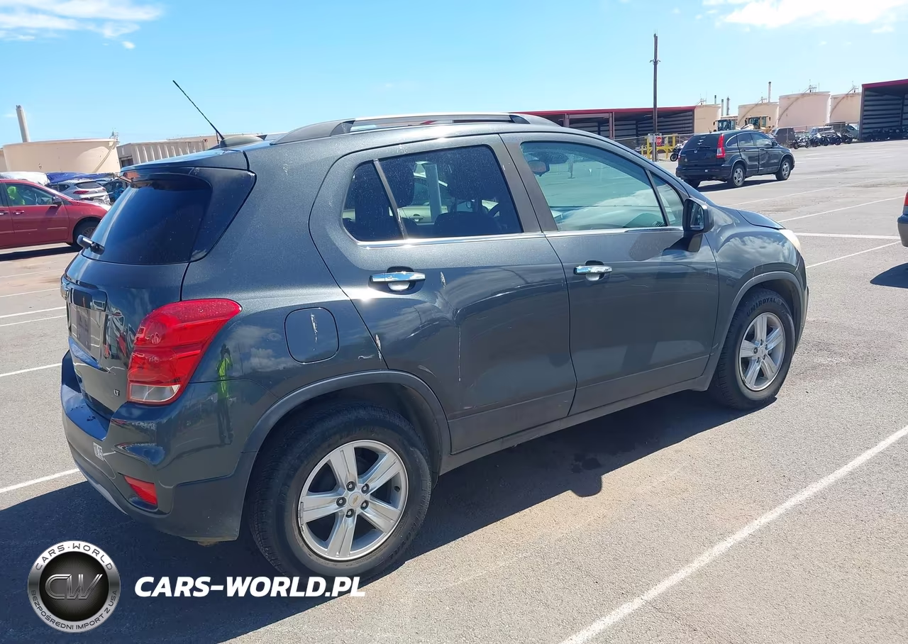 2018 Chevrolet Trax Lt VIN:KL7CJLSB7JB548803 - 4