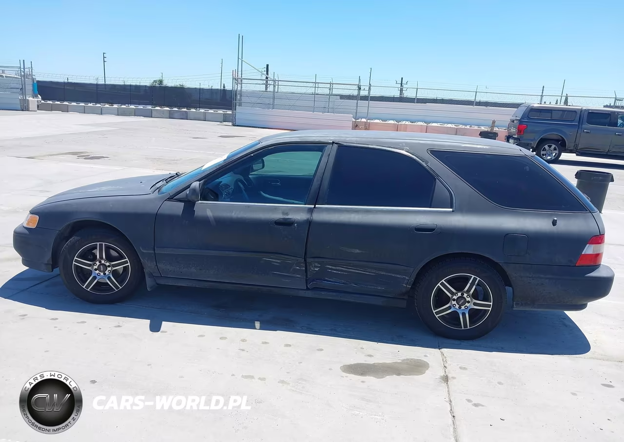 1995 Honda Accord Lx VIN:1HGCE1824SA010541 - 14
