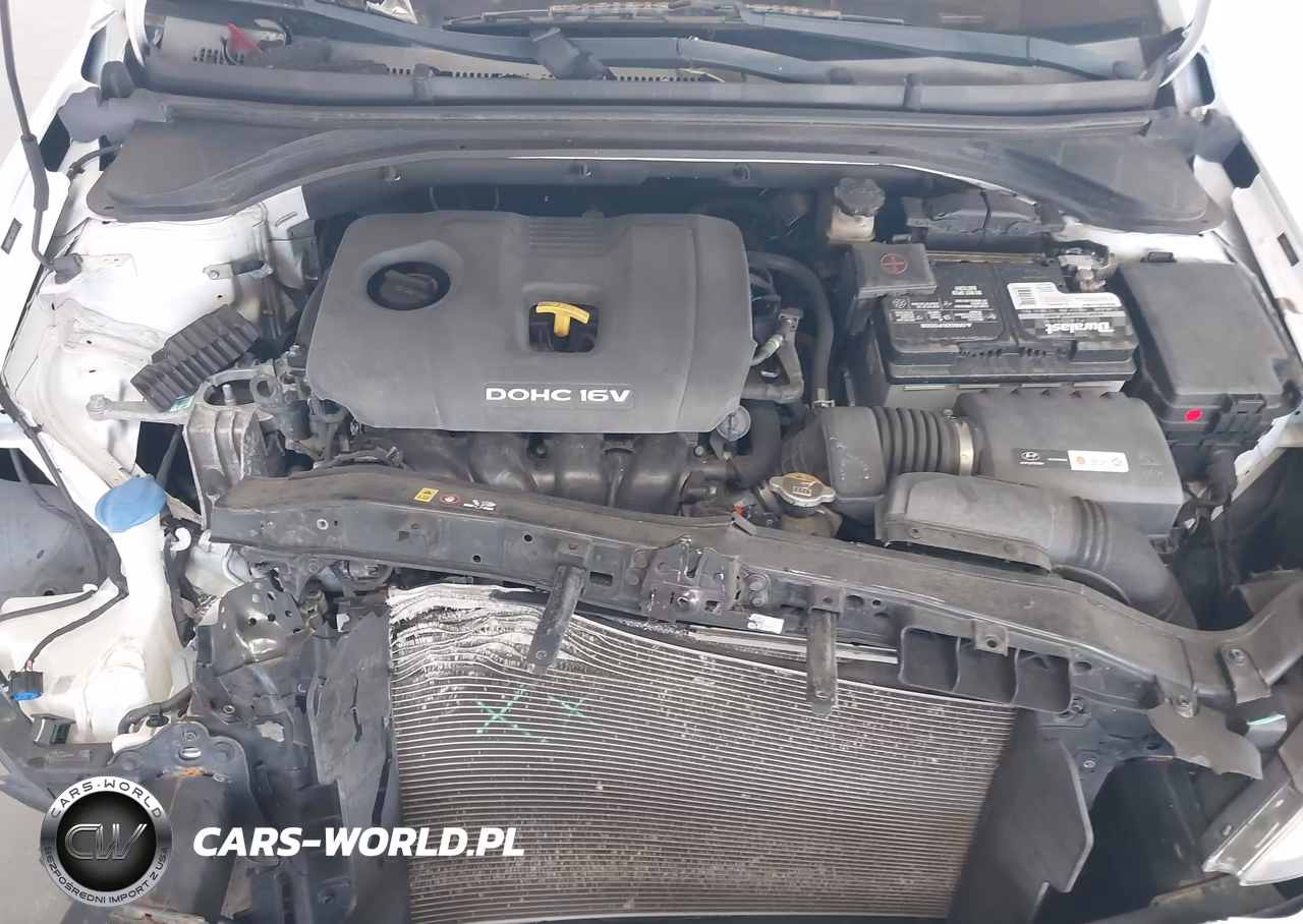 2018 Hyundai Elantra Sel VIN:5NPD84LF5JH373573 - 10