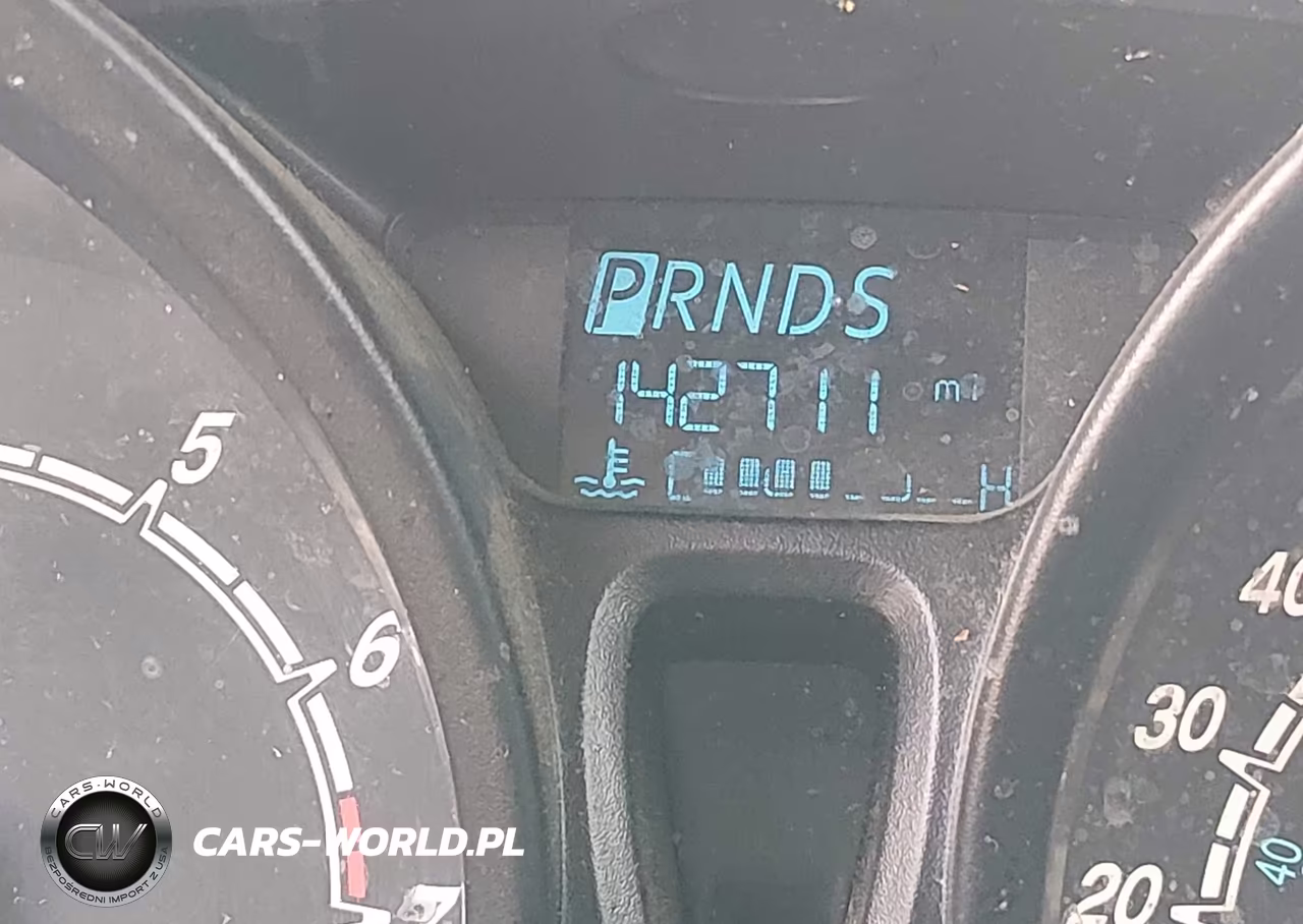 2015 Ford Fiesta S VIN:3FADP4AJXFM220818 - 16