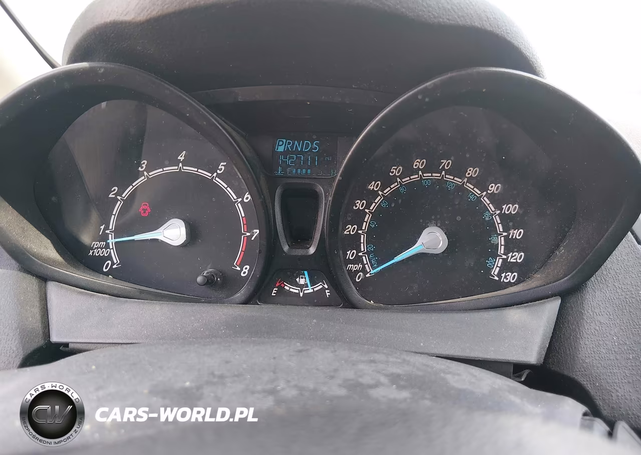 2015 Ford Fiesta S VIN:3FADP4AJXFM220818 - 7