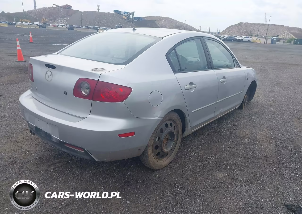 2005 Mazda Mazda3 I VIN:JM1BK12F151331035 - 4