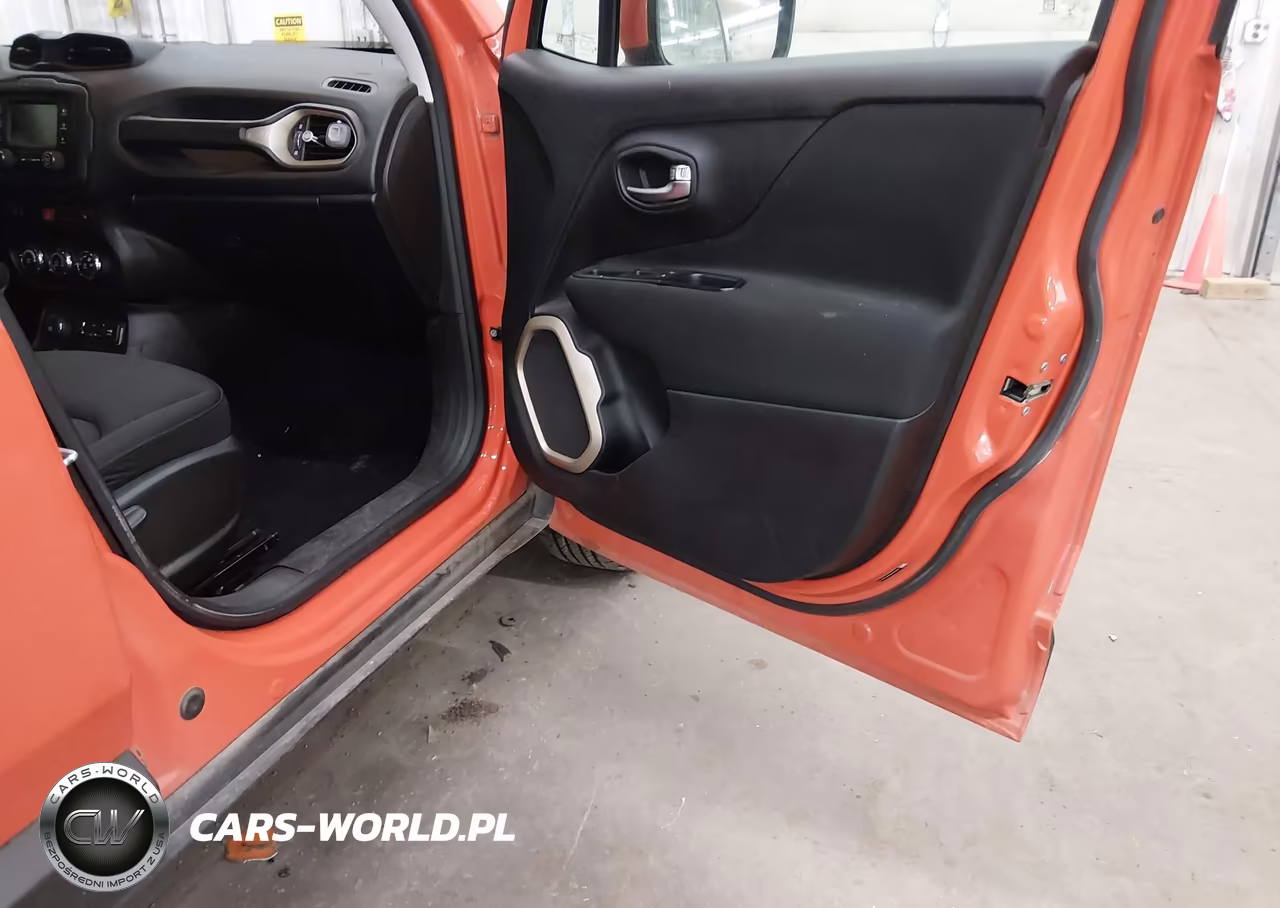 2017 Jeep Renegade Latitude VIN:ZACCJBBB8HPE60162 - 8