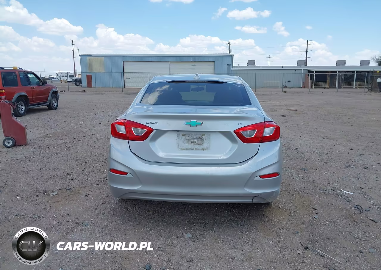2017 Chevrolet Cruze Lt Auto VIN:1G1BE5SM2H7239780 - 17