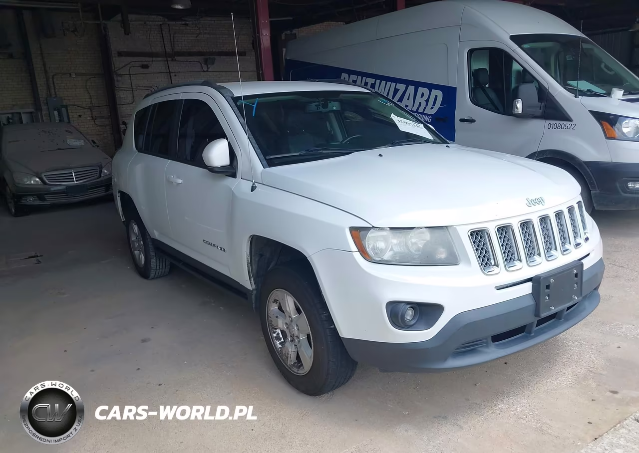 2016 Jeep Compass Latitude – zdjęcie 1 z 16