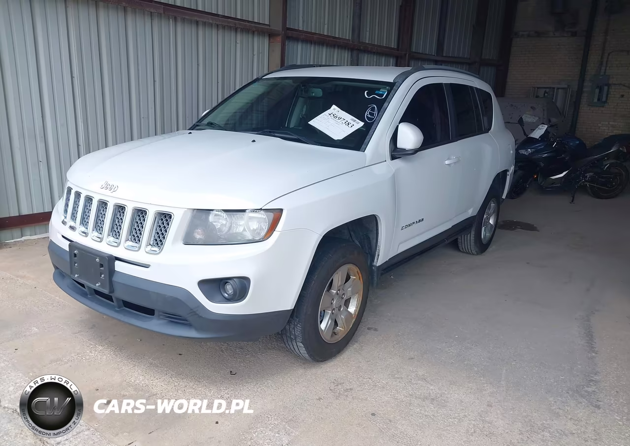 2016 Jeep Compass Latitude VIN:1C4NJCEA2GD590792 - 2