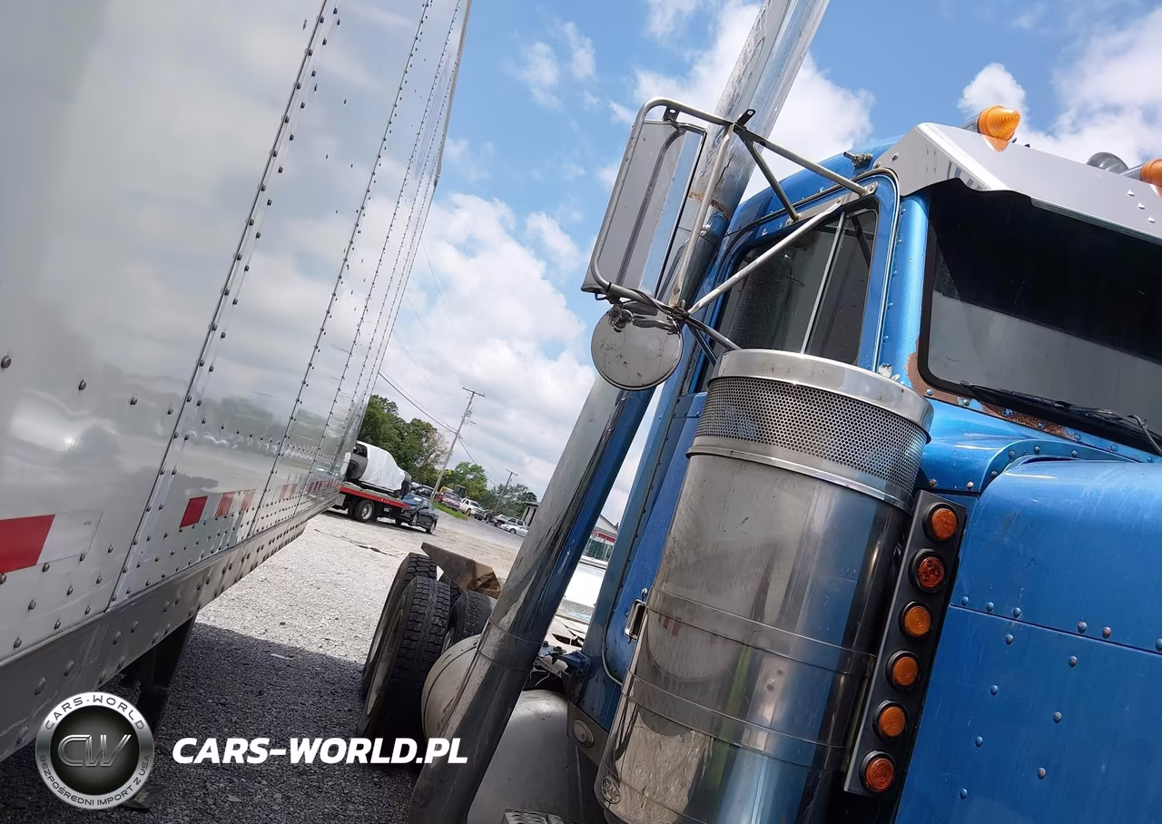 1996 Peterbilt 379 VIN:1XP5DB0X8TN398812 - 11