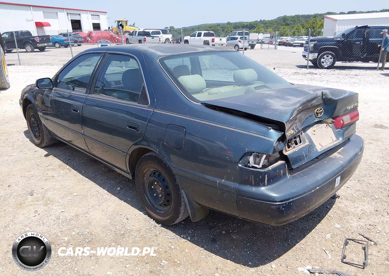 1998 Toyota Camry Le VIN:4T1BG22KXWU295846 - 3
