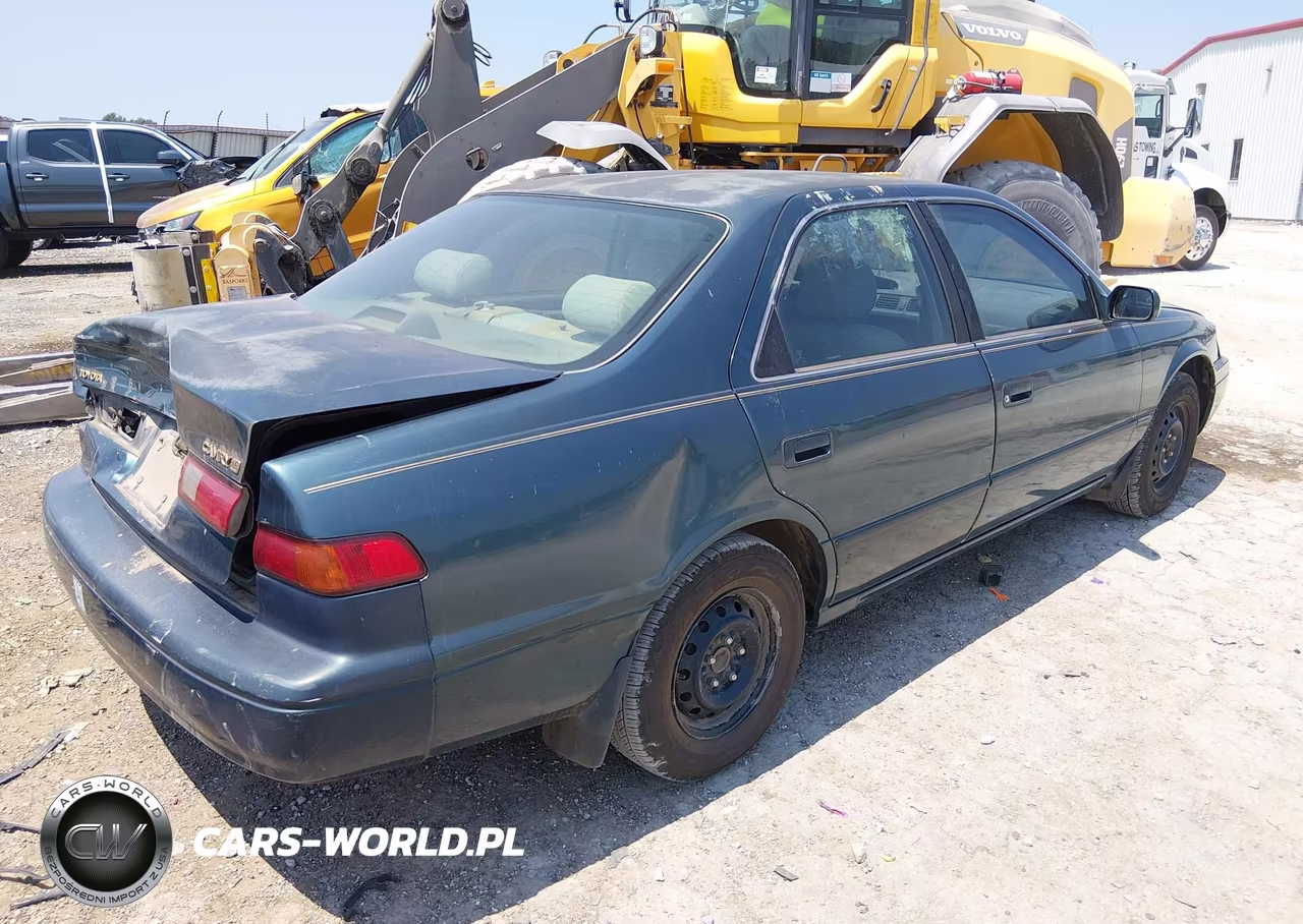 1998 Toyota Camry Le VIN:4T1BG22KXWU295846 - 4