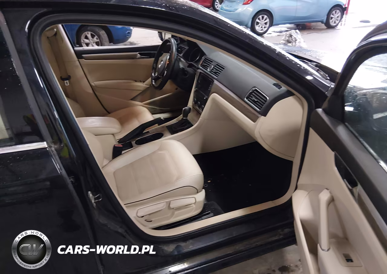 2017 Volkswagen Passat 1.8T Se VIN:1VWBT7A37HC063511 - 5