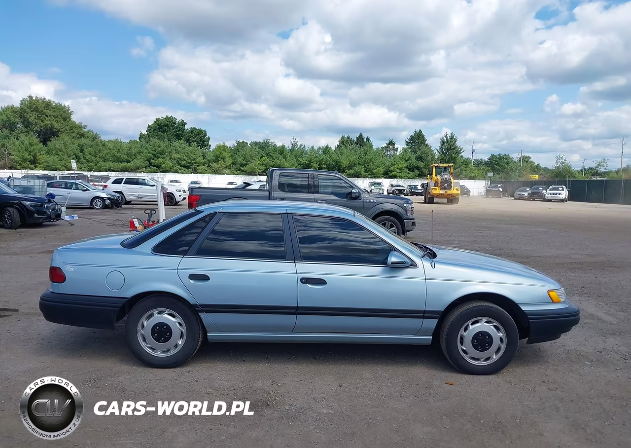1992 Ford Taurus Gl VIN:1FACP52UXNG272470 - 13
