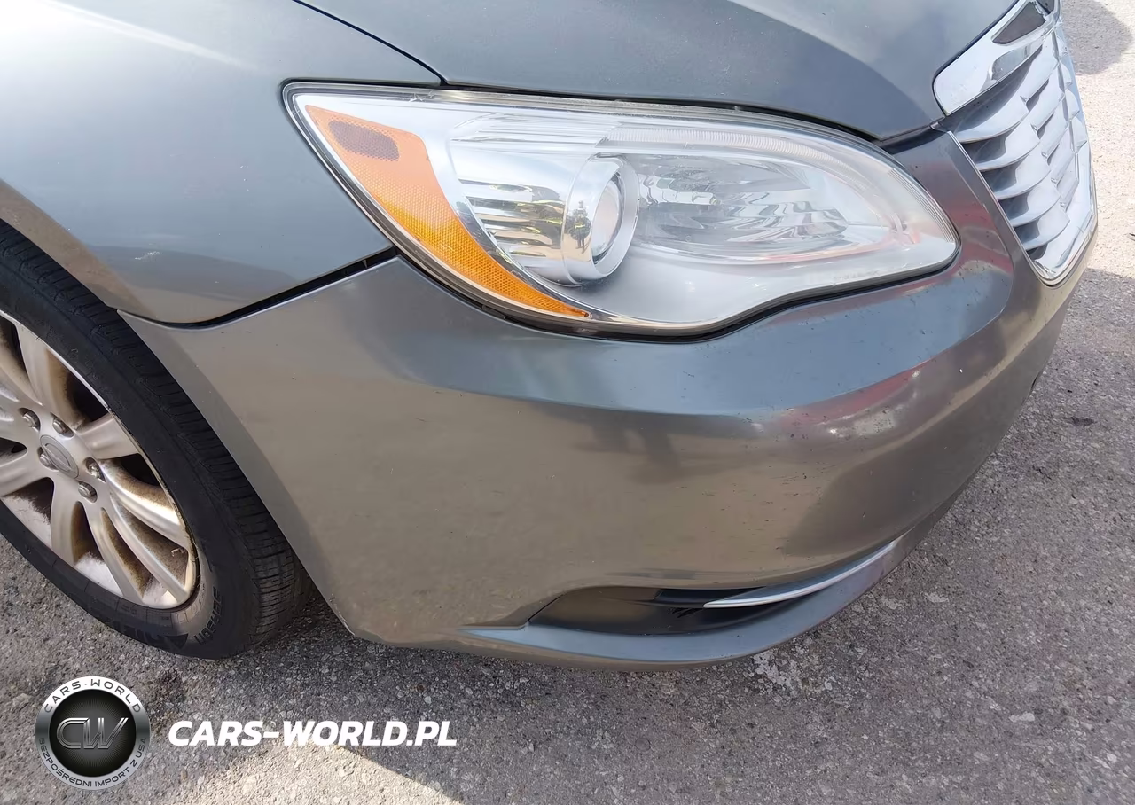 2013 Chrysler 200 Touring VIN:1C3CCBBBXDN589800 - 12