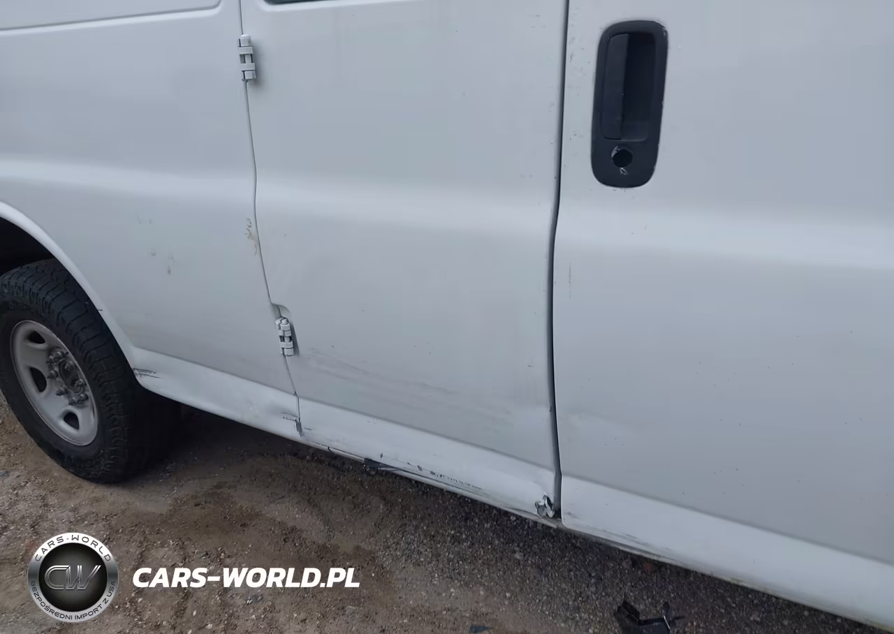 2012 Chevrolet Express 3500 Work Van VIN:1GCZGUBG9C1118020 - 14