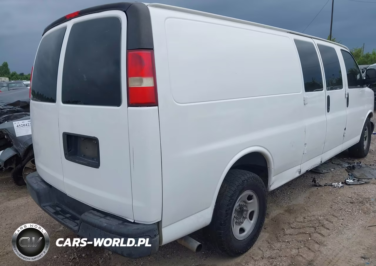 2012 Chevrolet Express 3500 Work Van VIN:1GCZGUBG9C1118020 - 4